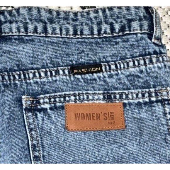 Shein Womens High-Waisted Blue Denim Shorts Size 30 - Picture 7 of 10